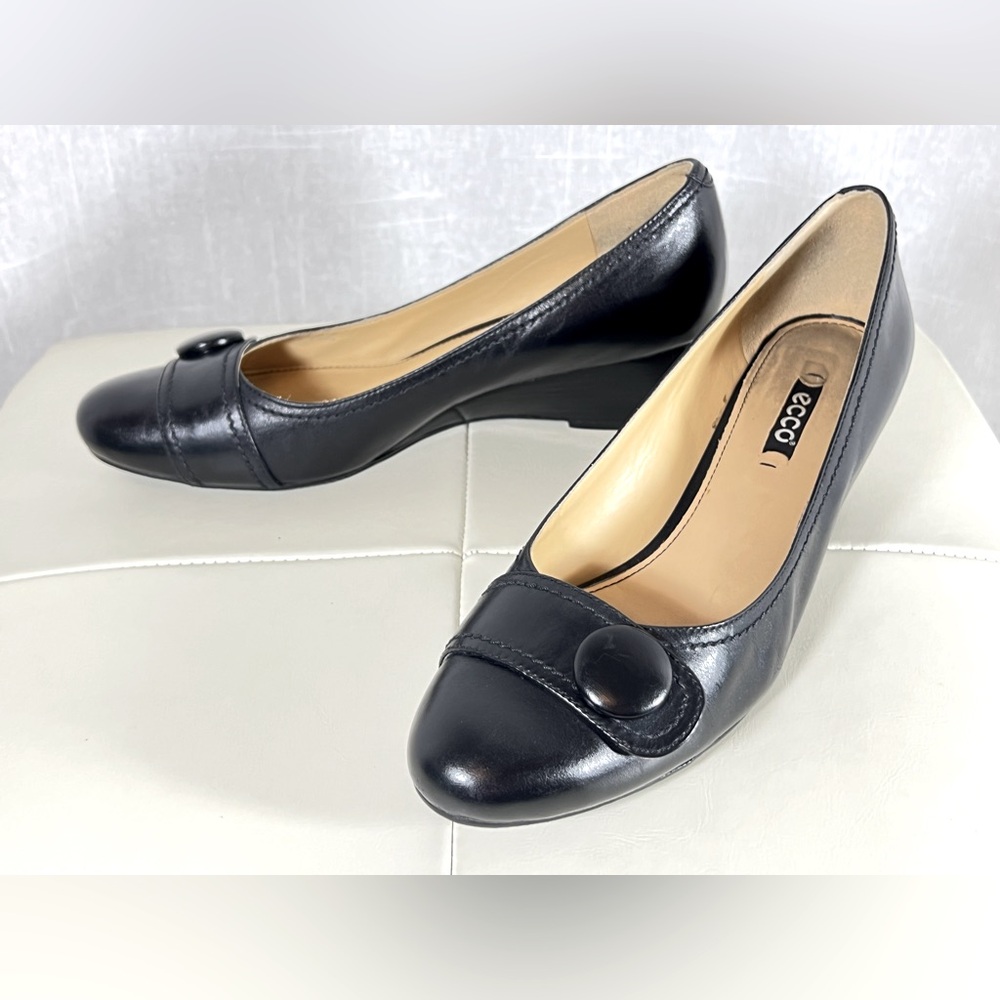 Ecco black leather wedge heel, 41